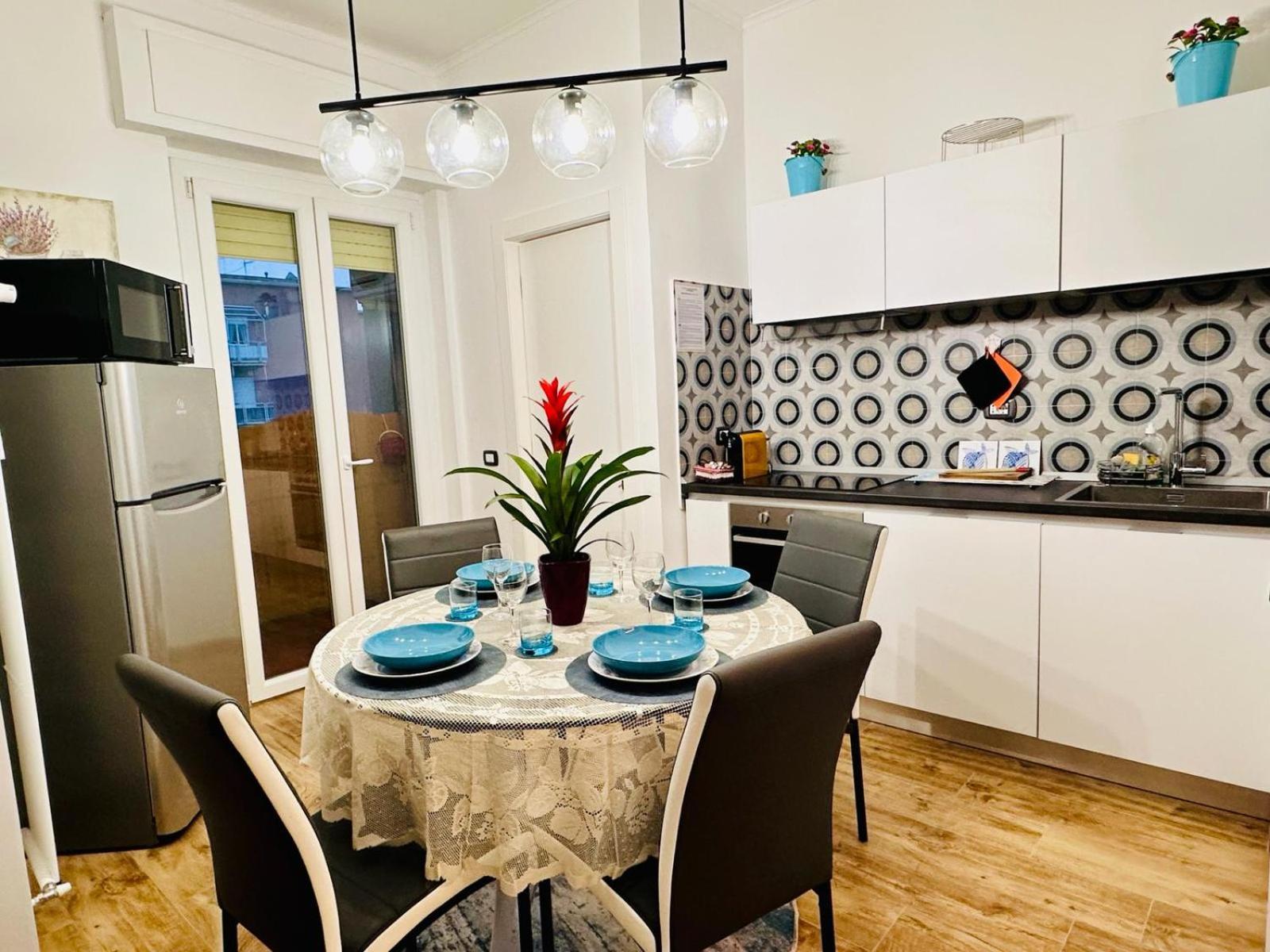 Lombardo'S Family - Free Private Parking 700M From The Station! Appartement La Spezia Buitenkant foto