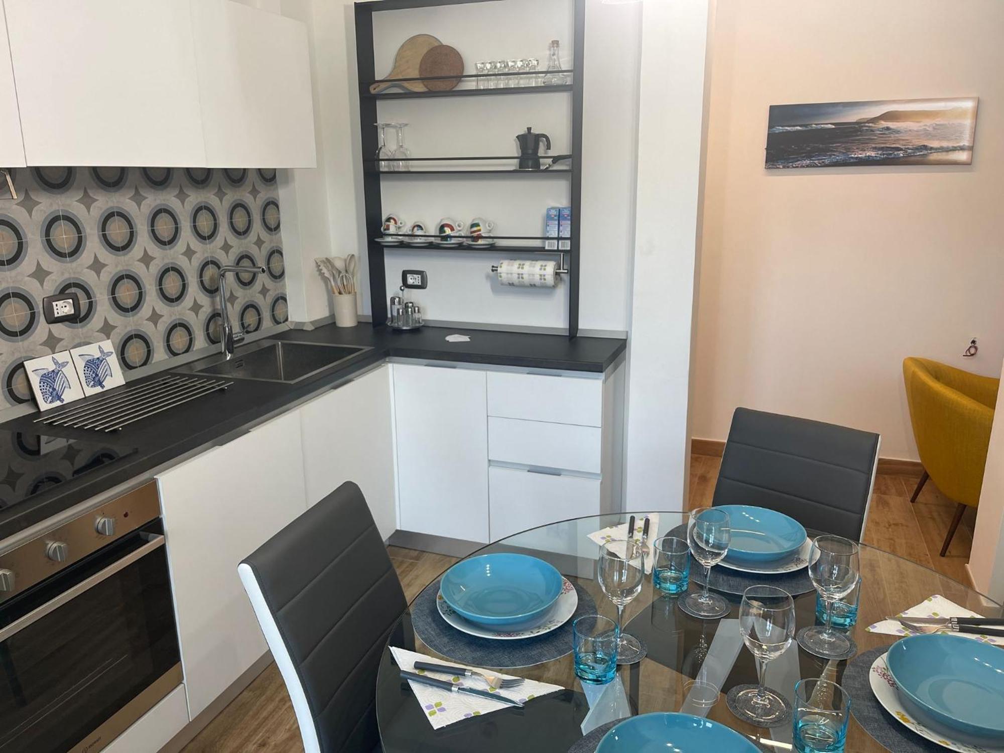 Lombardo'S Family - Free Private Parking 700M From The Station! Appartement La Spezia Buitenkant foto